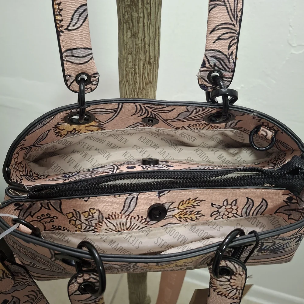 💋SOLD💋Steve Madden Floral Women's Bag - Pink and Black - Picture 8 of 9
